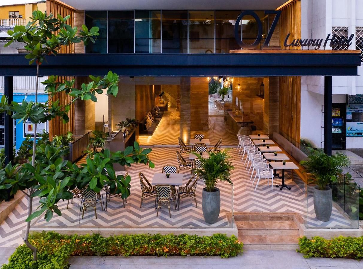 Oz Luxury Hotel
