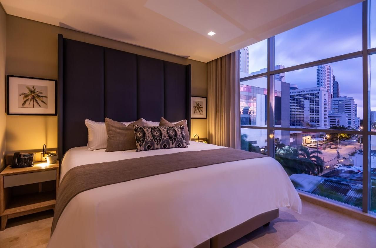 Oz Luxury Hotel 4*