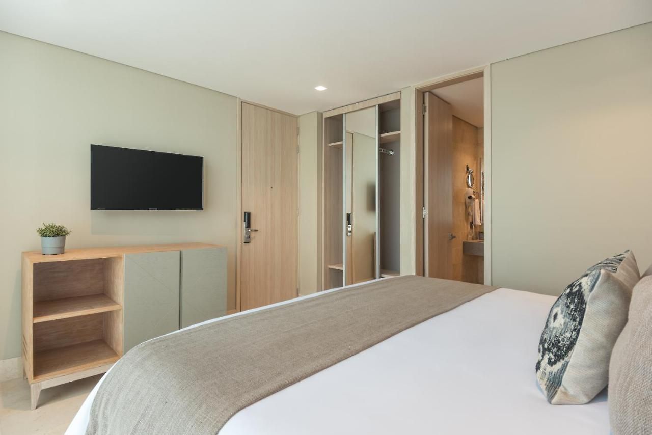 Hotel Oz Luxury 4*