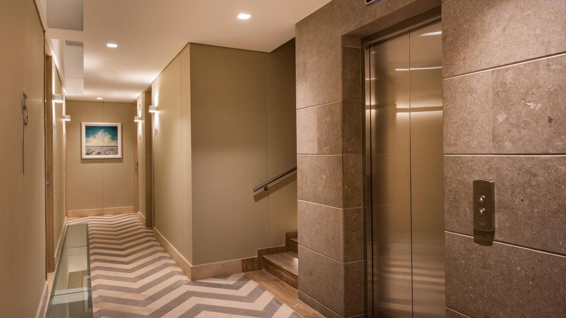 Hotel Oz Luxury 4*