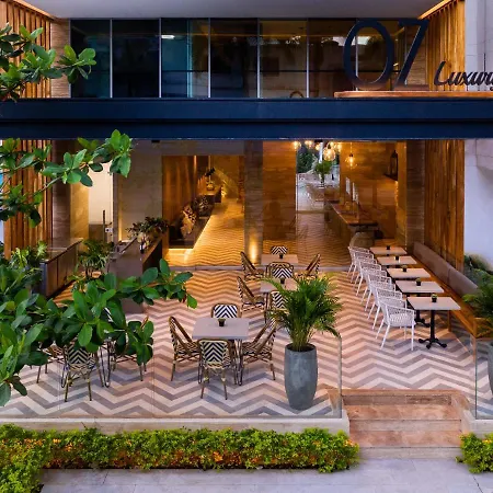 Oz Luxury Hotel