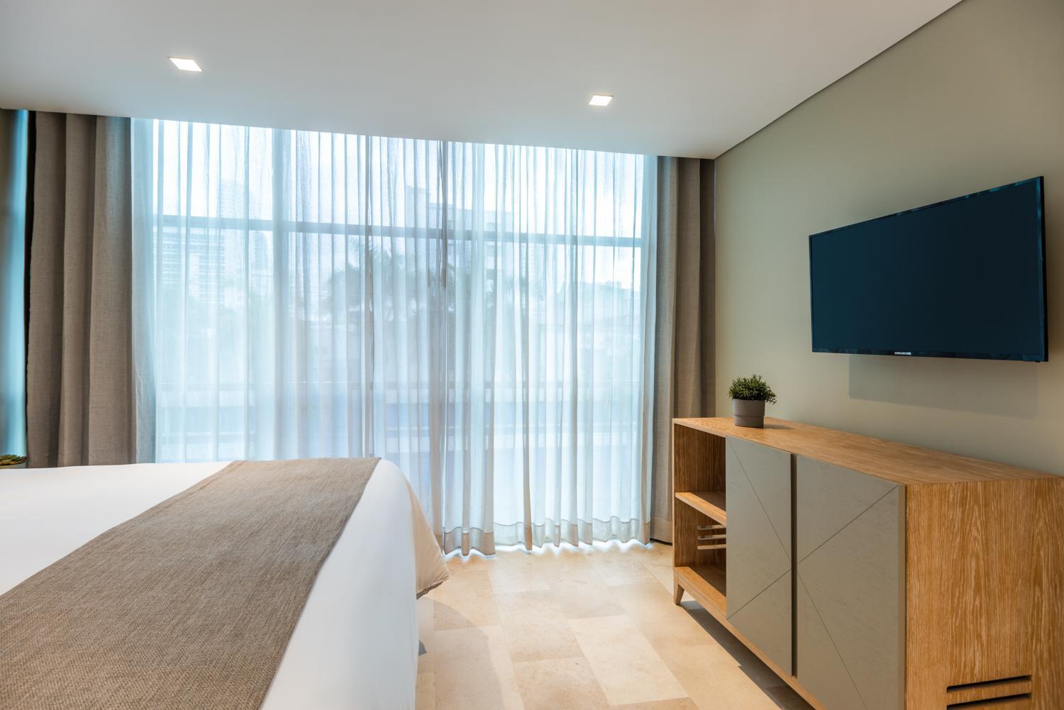 Oz Luxury 4*