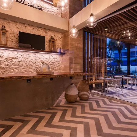 Oz Luxury Hotel